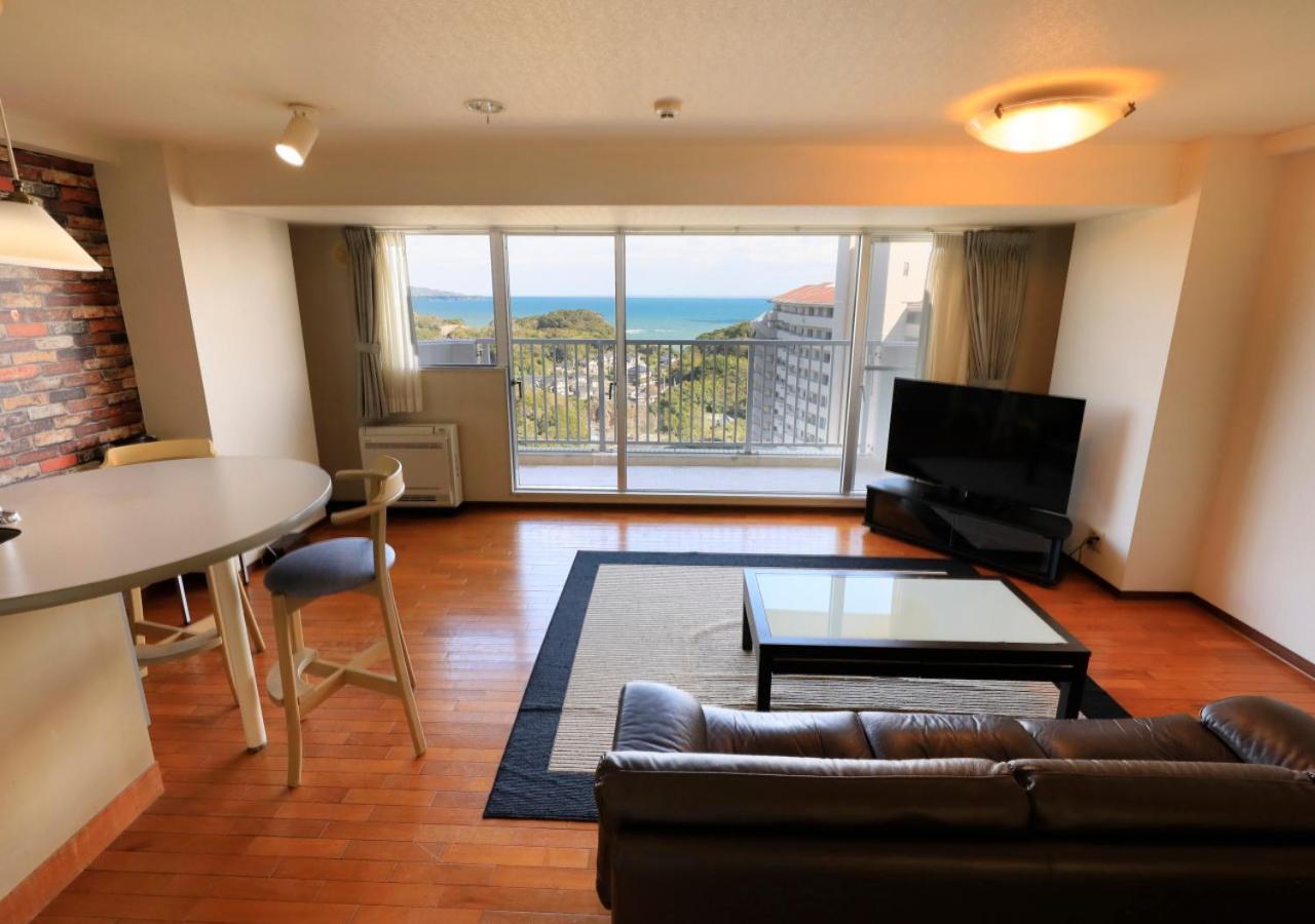 Katsuura Hilltop Hotel & Residence Экстерьер фото
