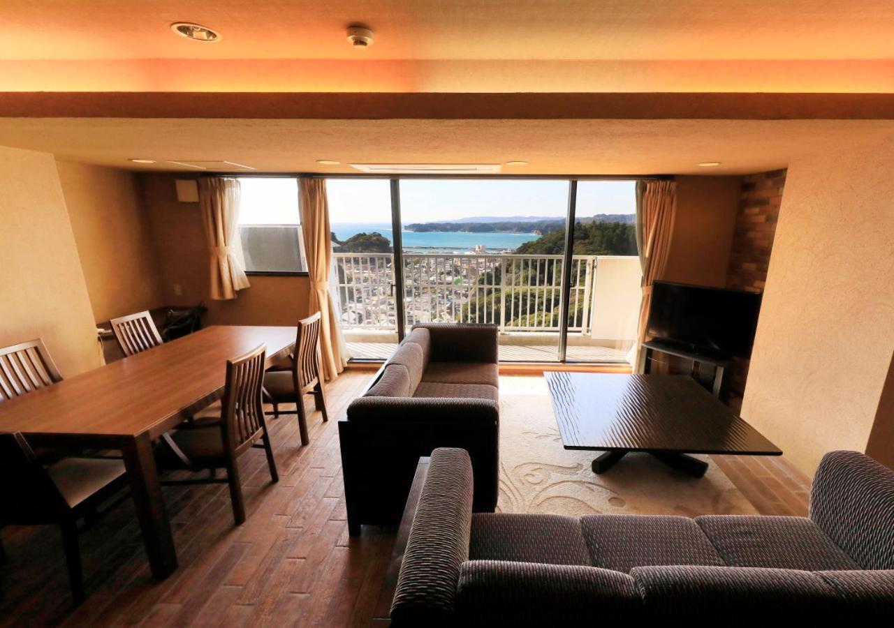 Katsuura Hilltop Hotel & Residence Экстерьер фото