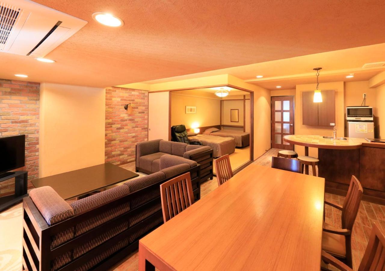 Katsuura Hilltop Hotel & Residence Экстерьер фото